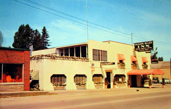 Indian River Inn (Brass Rail Bar & Grill)